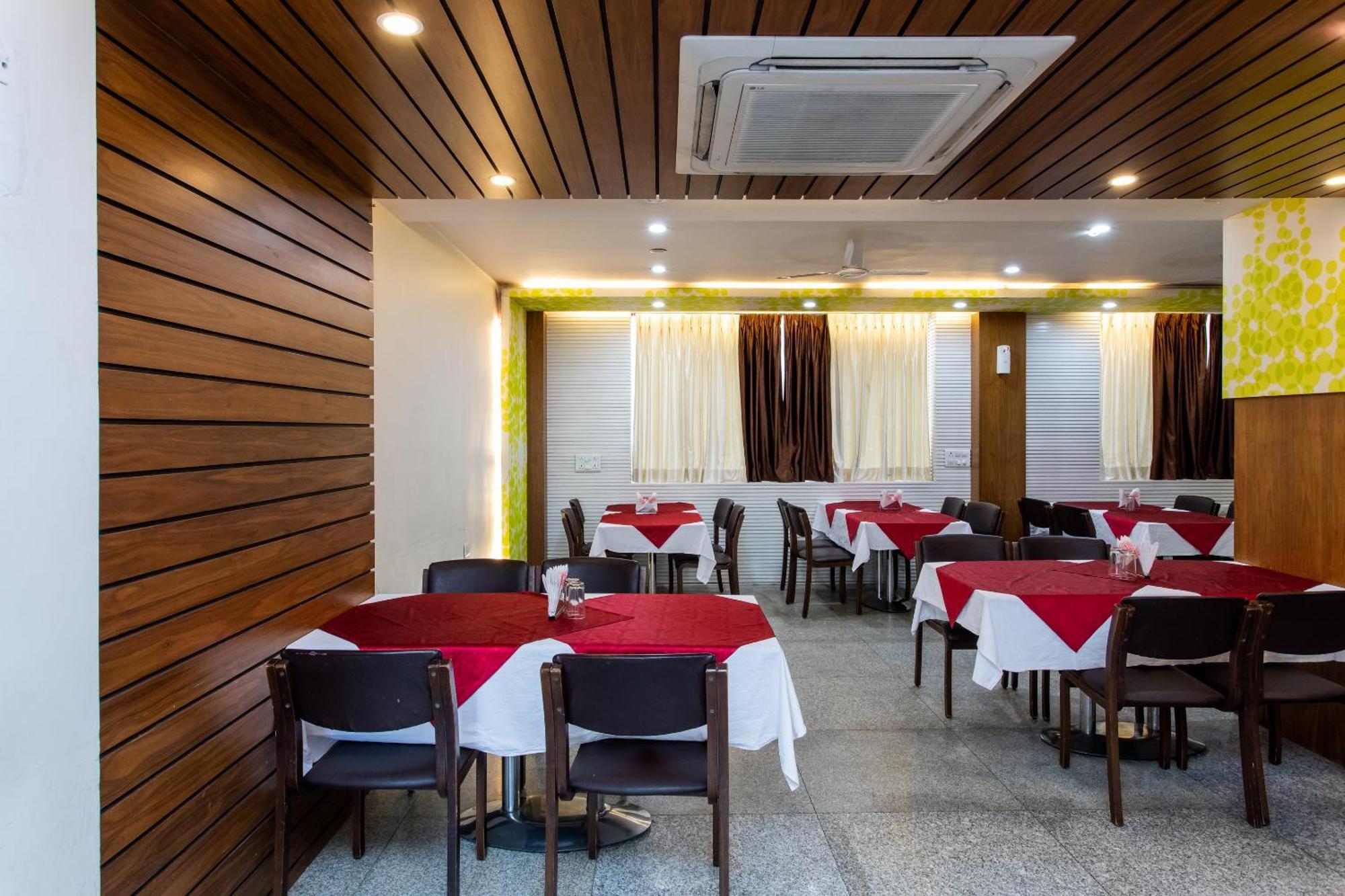Super Hotel O Mohit Regency Bhopal Exterior foto